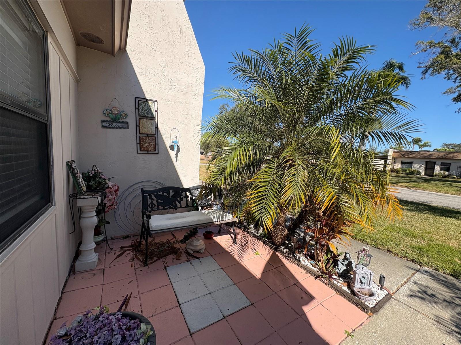 1606 FLINT DR W — photo 3