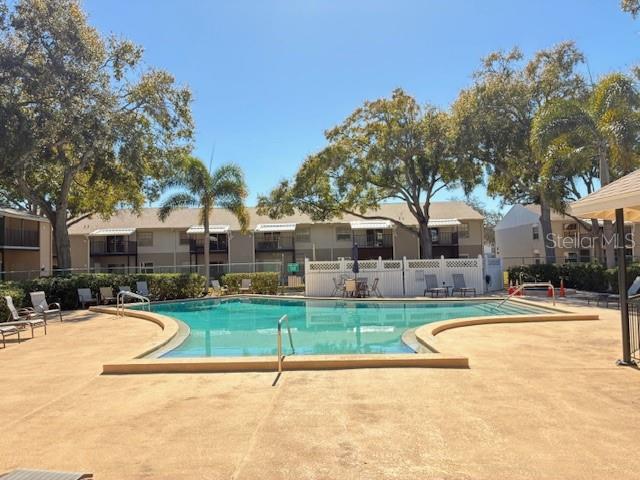 3806 N OAK DR #V21 — photo 16
