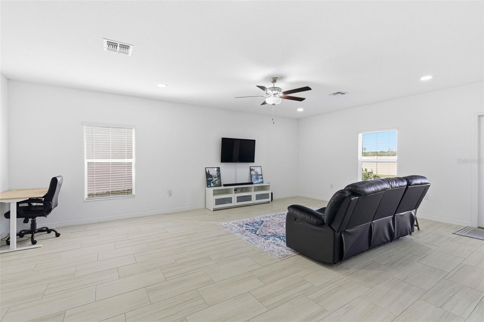 35132 ACKLEY TRCE — photo 9