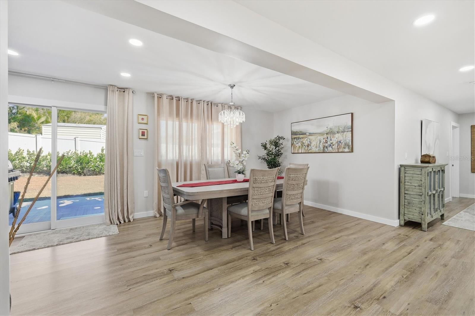 5247 CARMILFRA DR — photo 11
