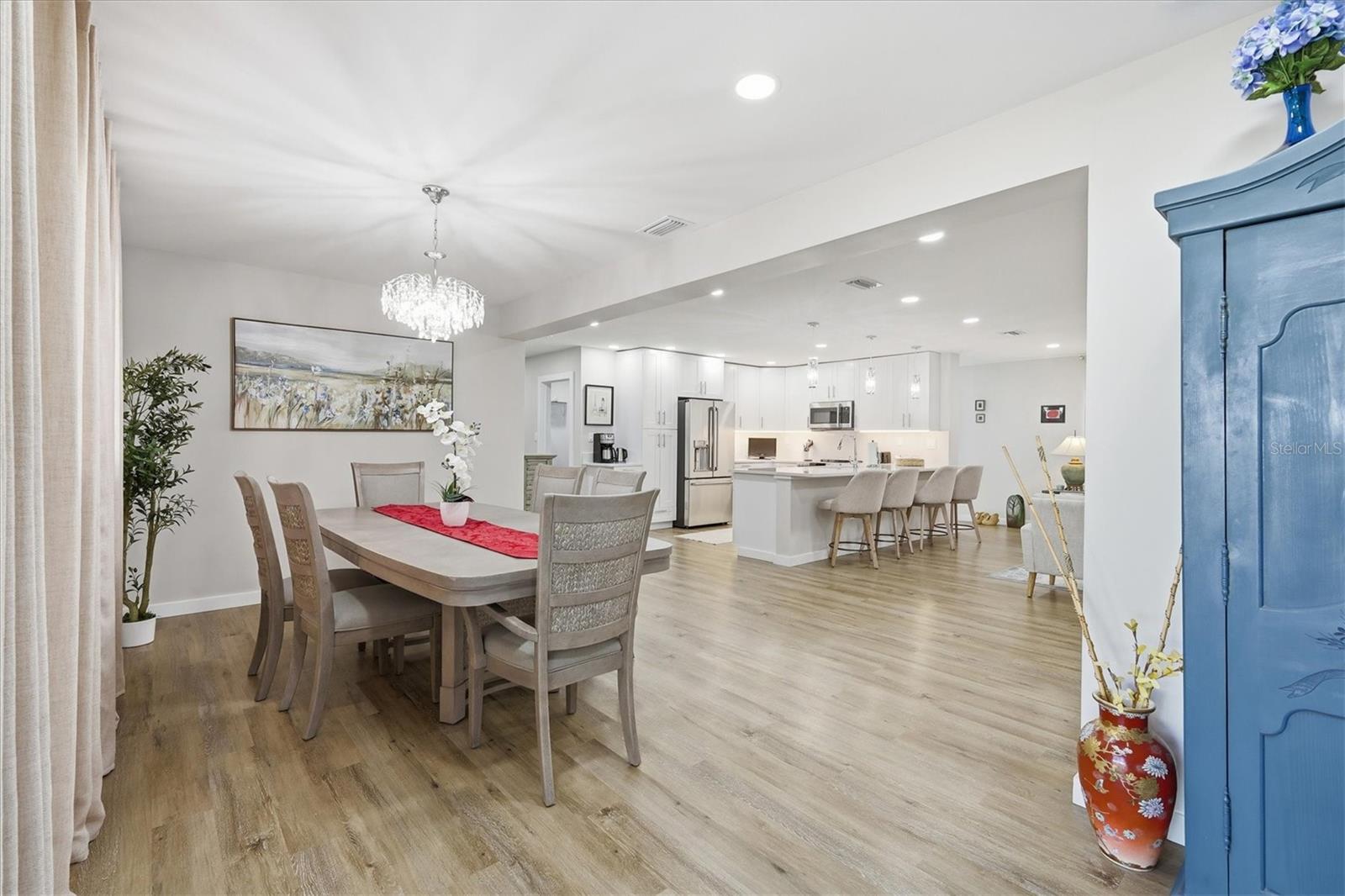 5247 CARMILFRA DR — photo 13
