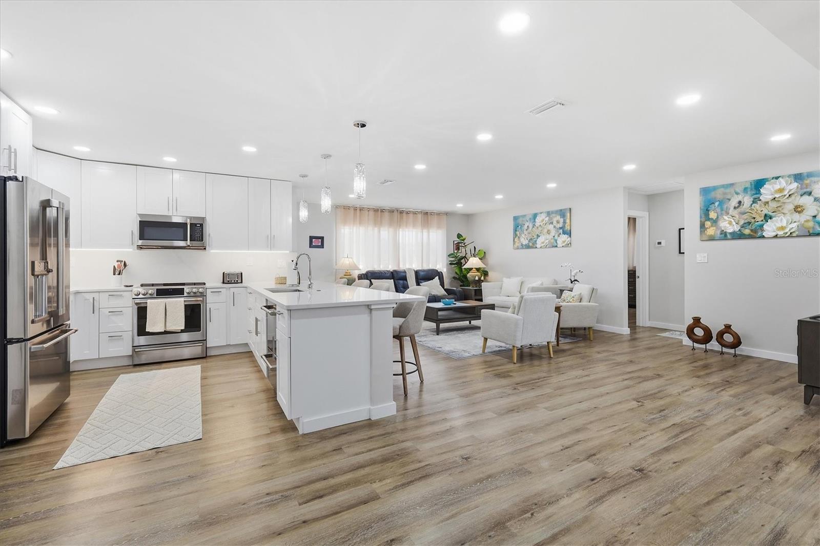 5247 CARMILFRA DR — photo 4