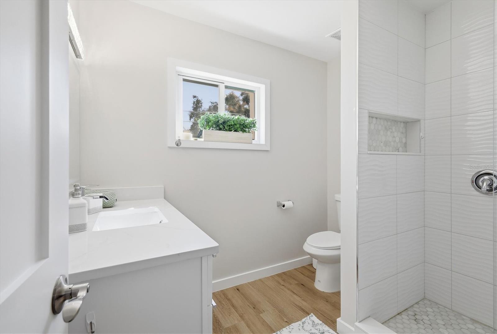 5247 CARMILFRA DR — photo 20