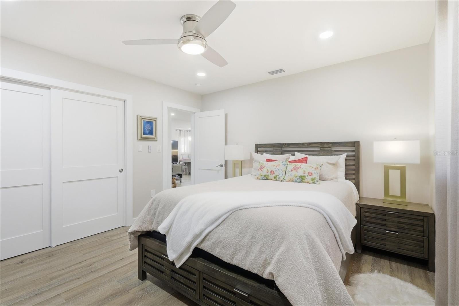 5247 CARMILFRA DR — photo 23