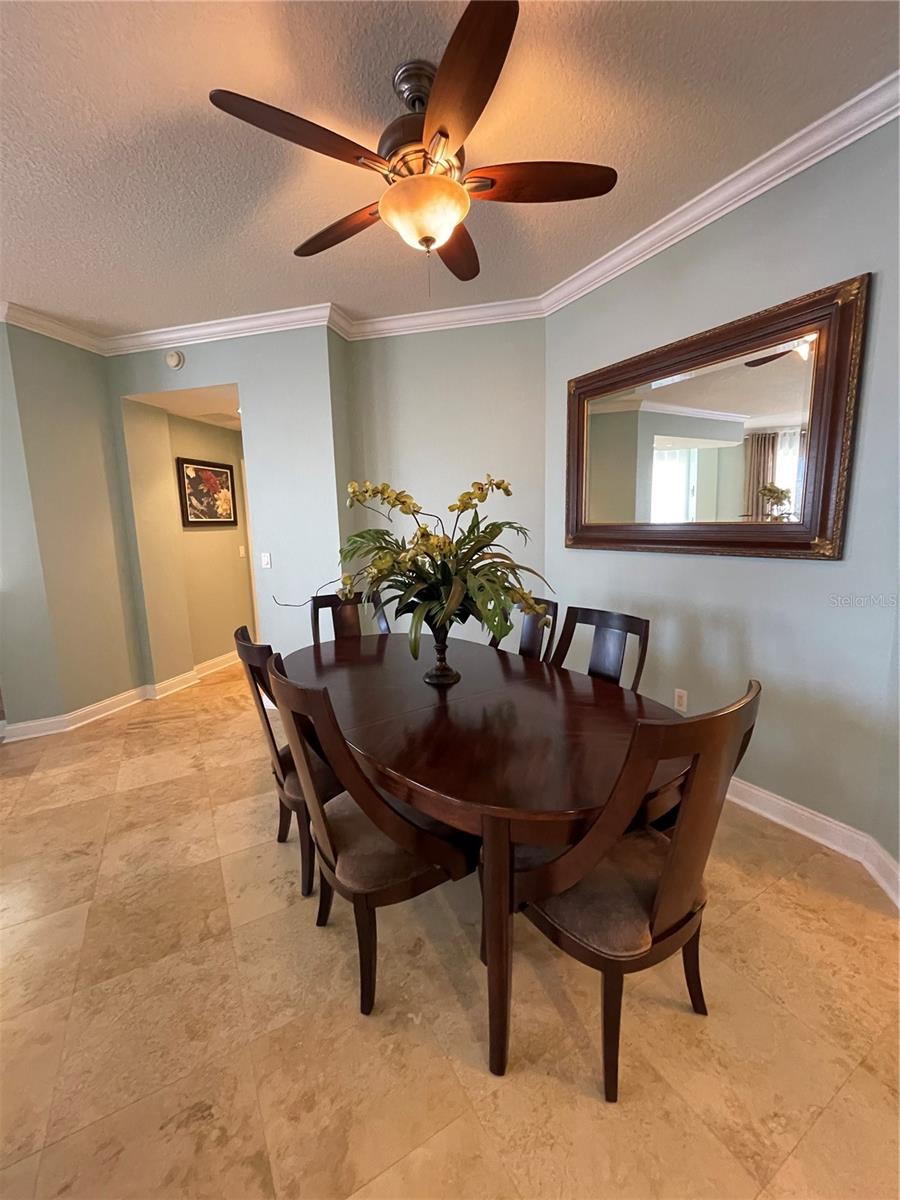 521 MANDALAY AVE #309 — photo 7