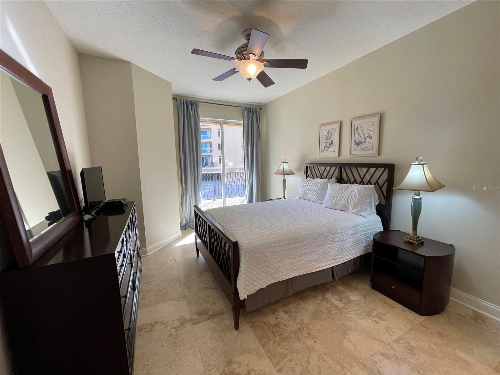 521 MANDALAY AVE #309 — photo 21
