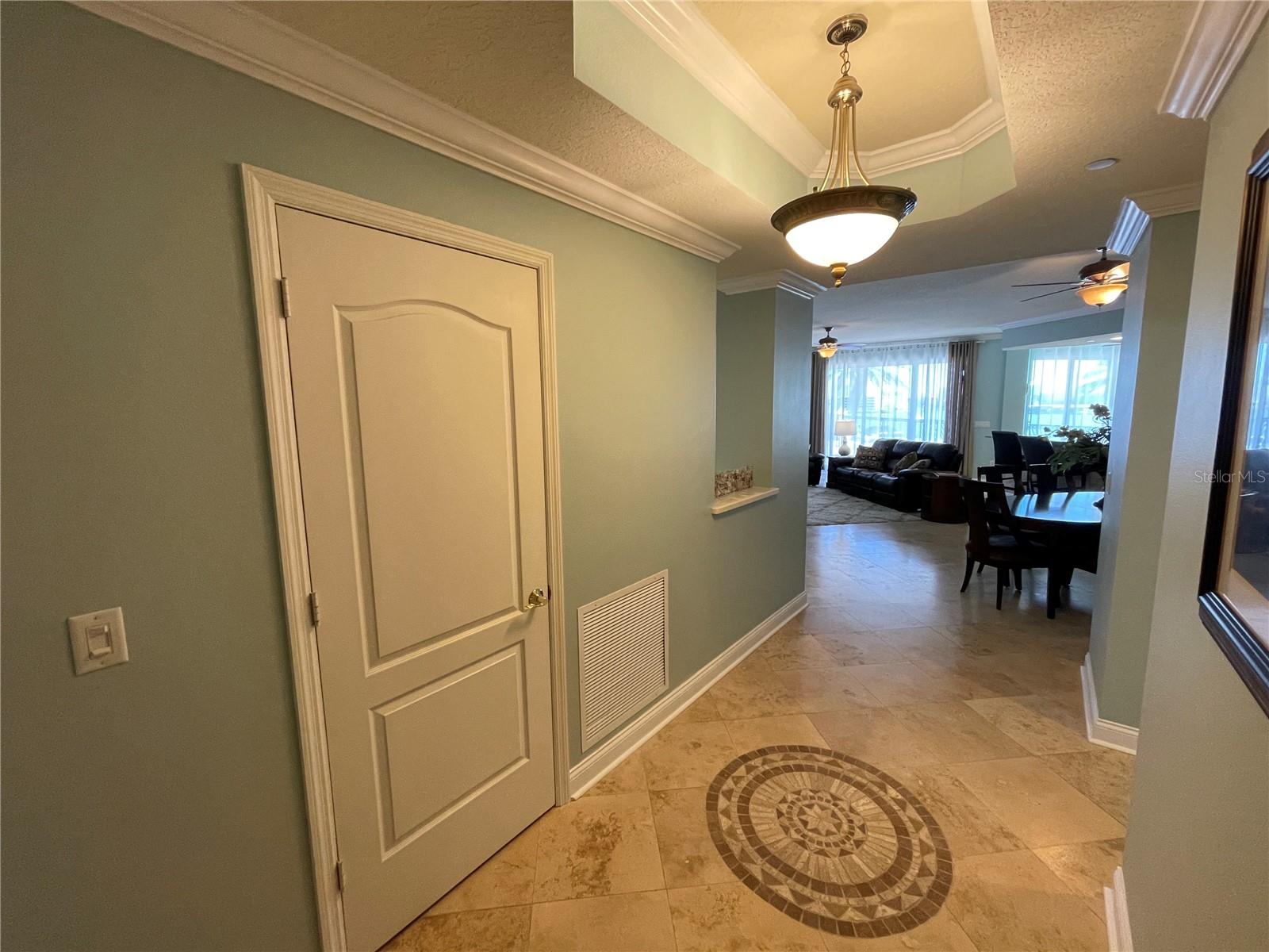 521 MANDALAY AVE #309 — photo 3