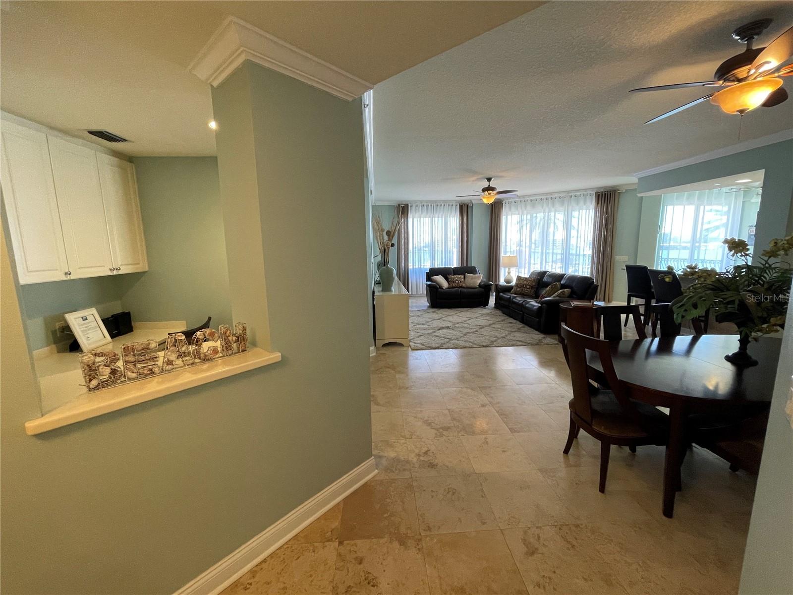 521 MANDALAY AVE #309 — photo 4