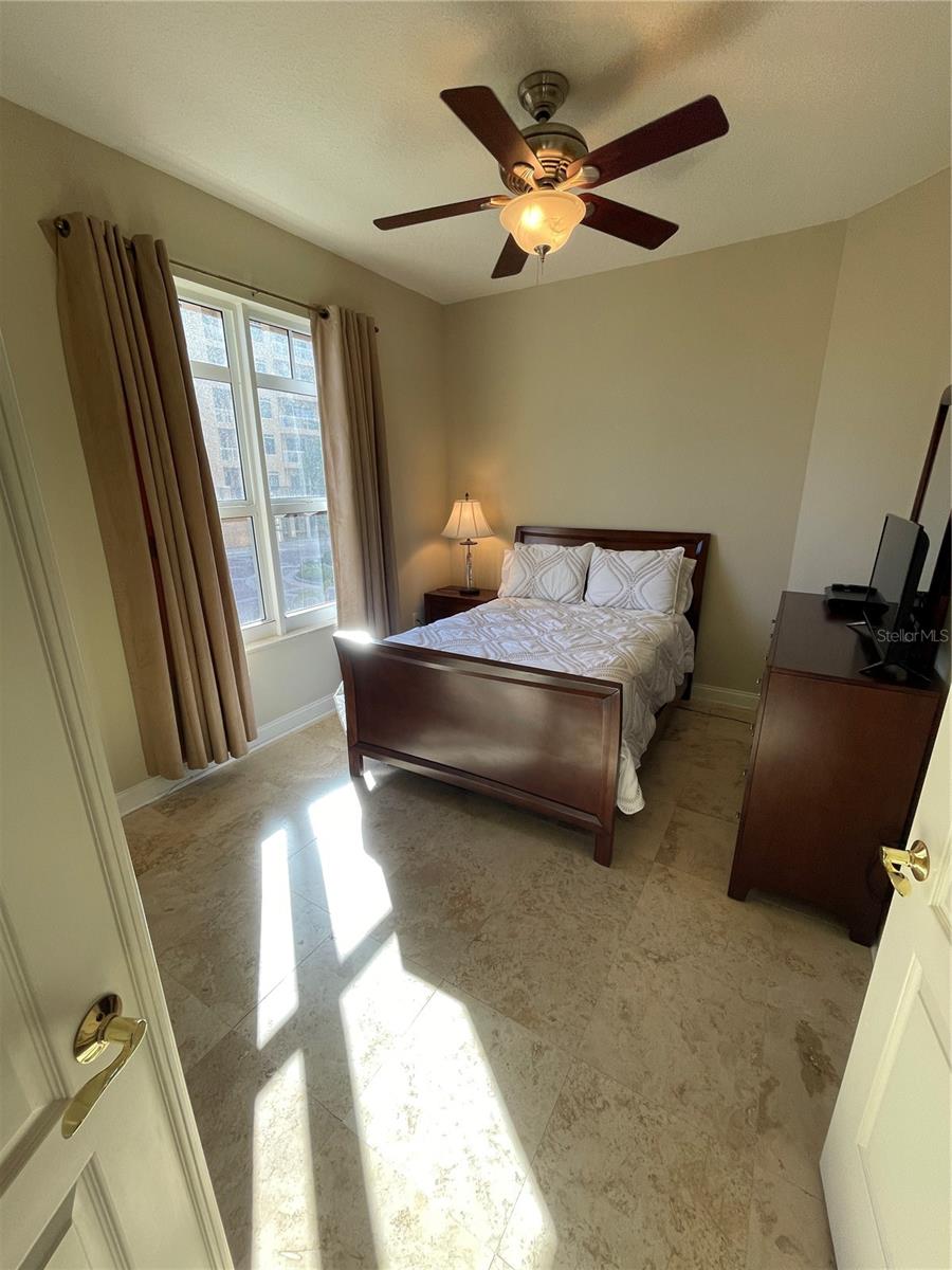 521 MANDALAY AVE #309 — photo 19