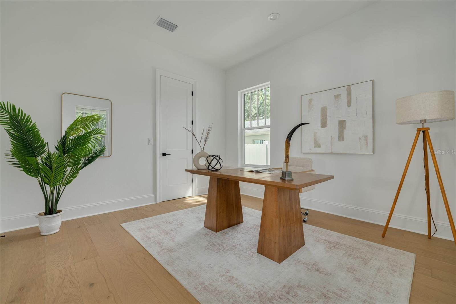 125 24TH AVE SE — photo 17