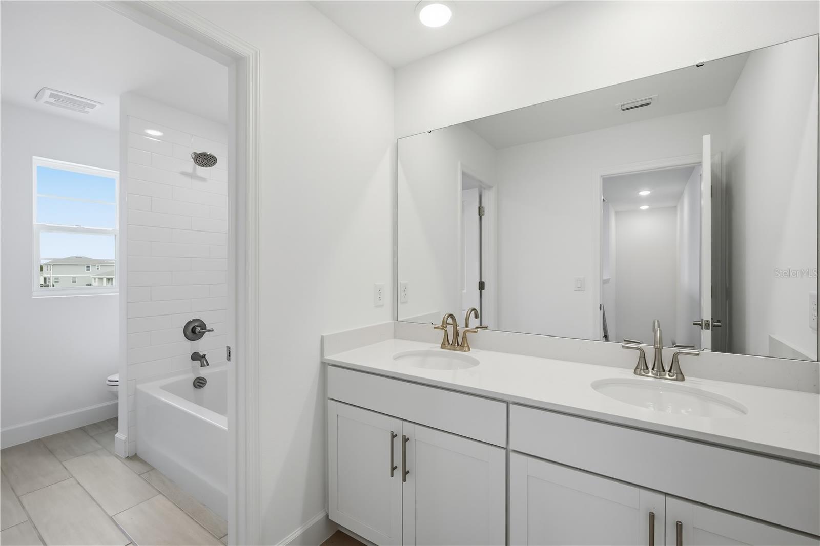 2322 ANDERS DR — photo 31