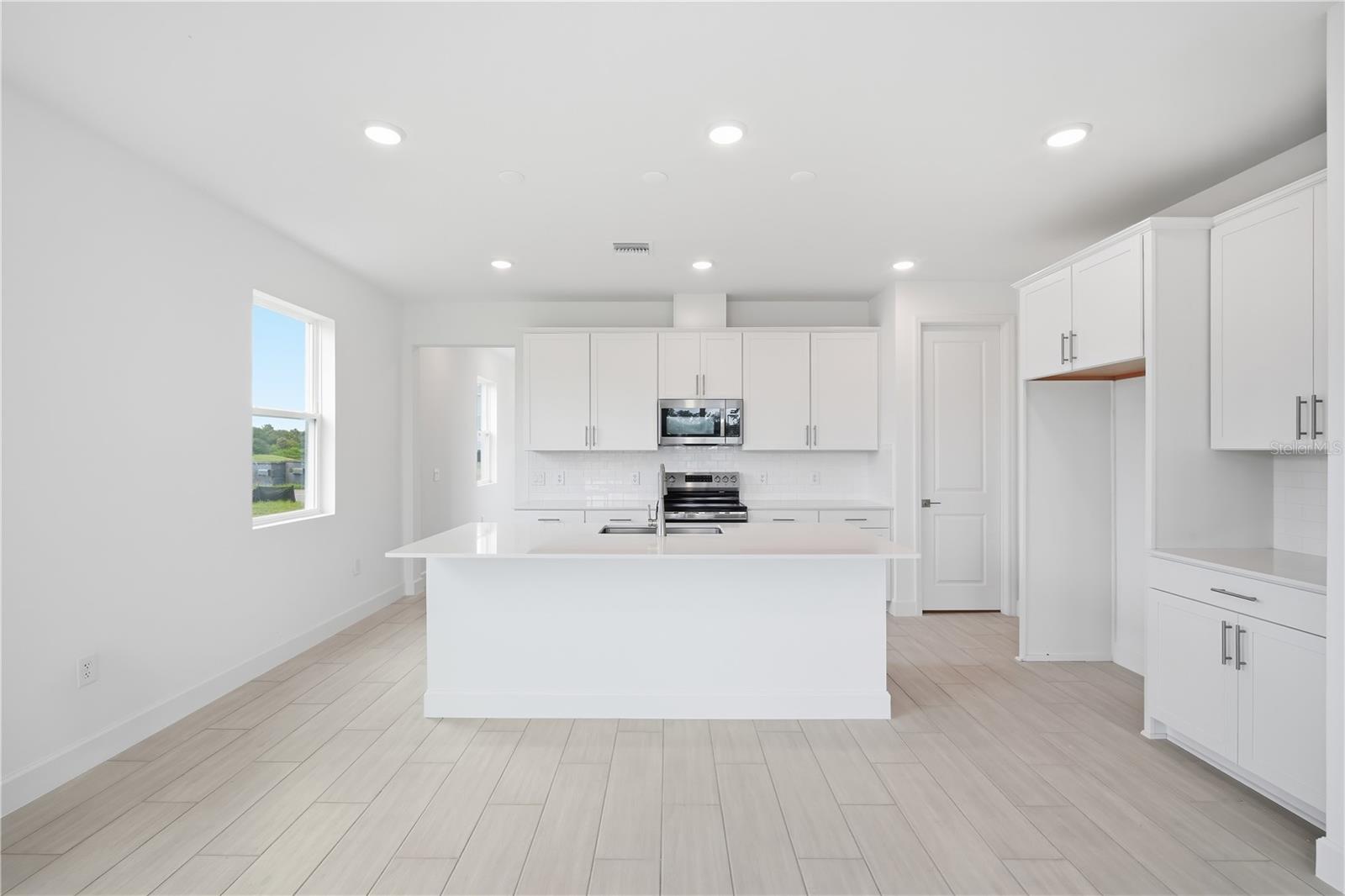 2322 ANDERS DR — photo 13