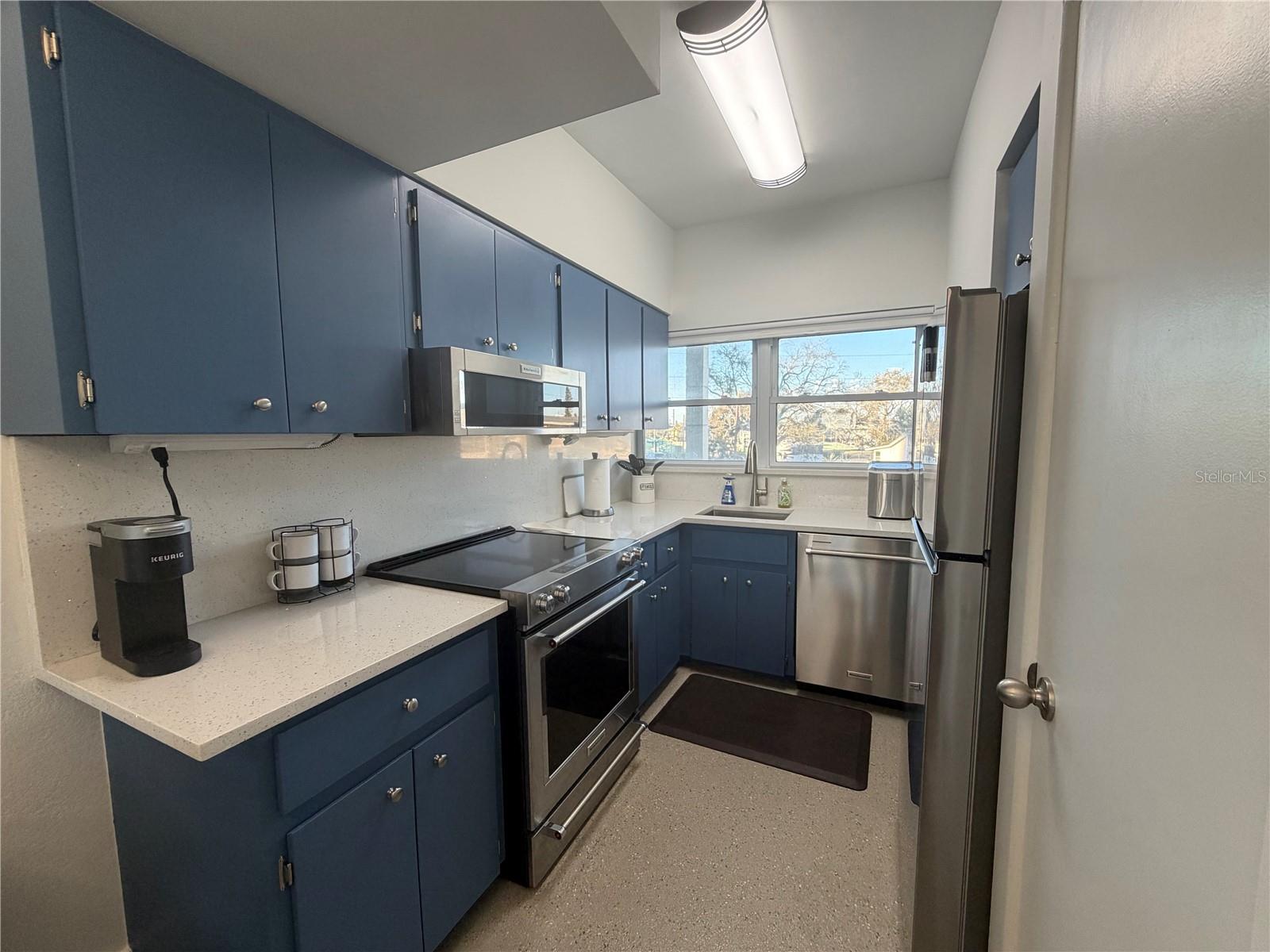 7050 SUNSET WAY #19 — photo 9