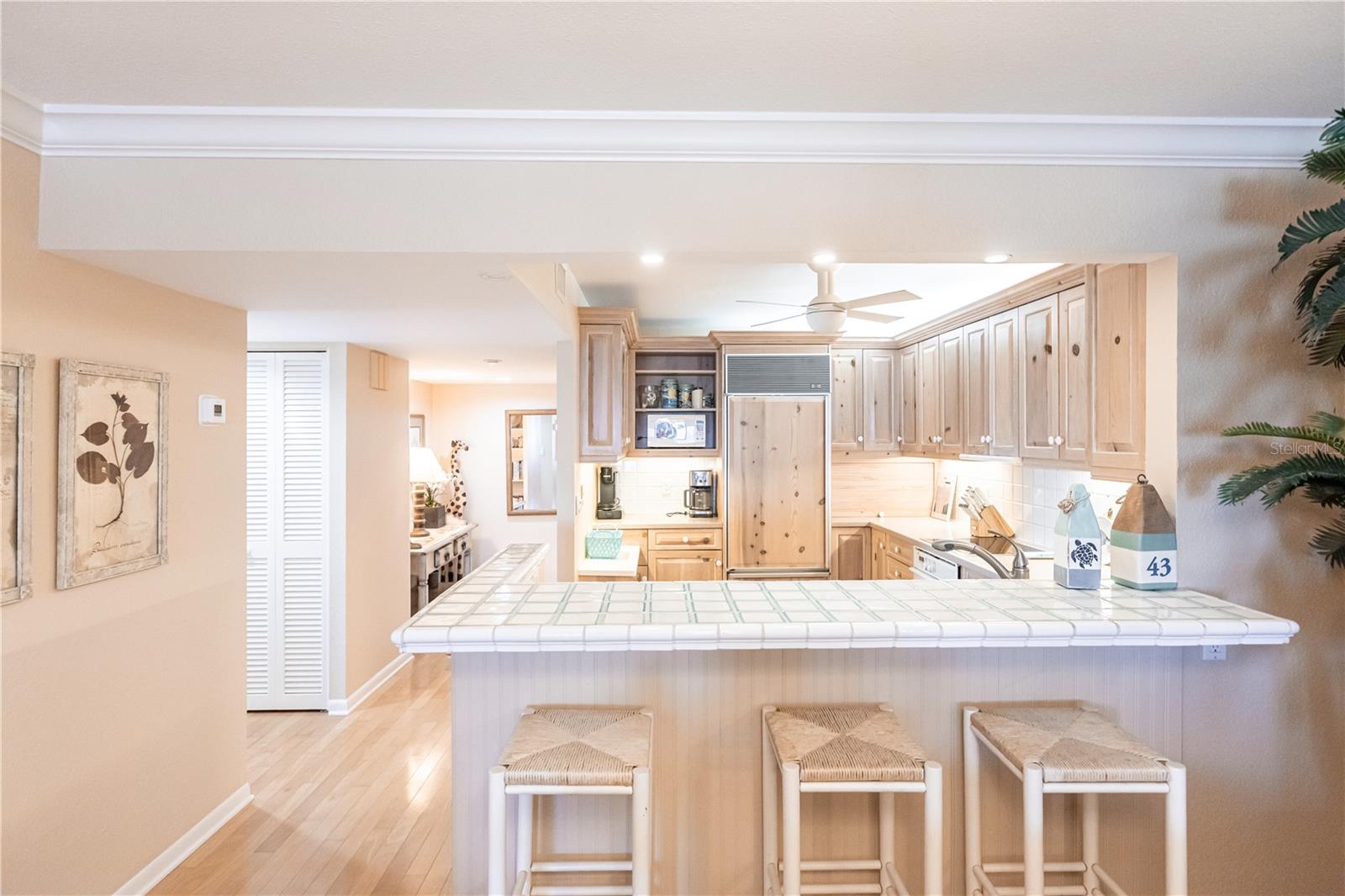 1055 W PEPPERTREE DR #703AA — photo 11