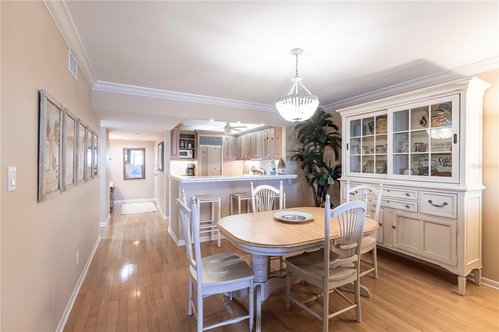 1055 W PEPPERTREE DR #703AA — photo 10