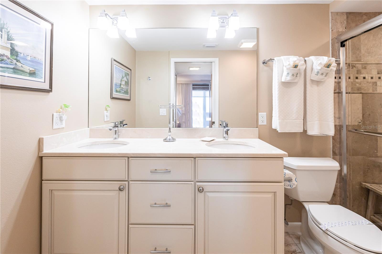 1055 W PEPPERTREE DR #703AA — photo 18