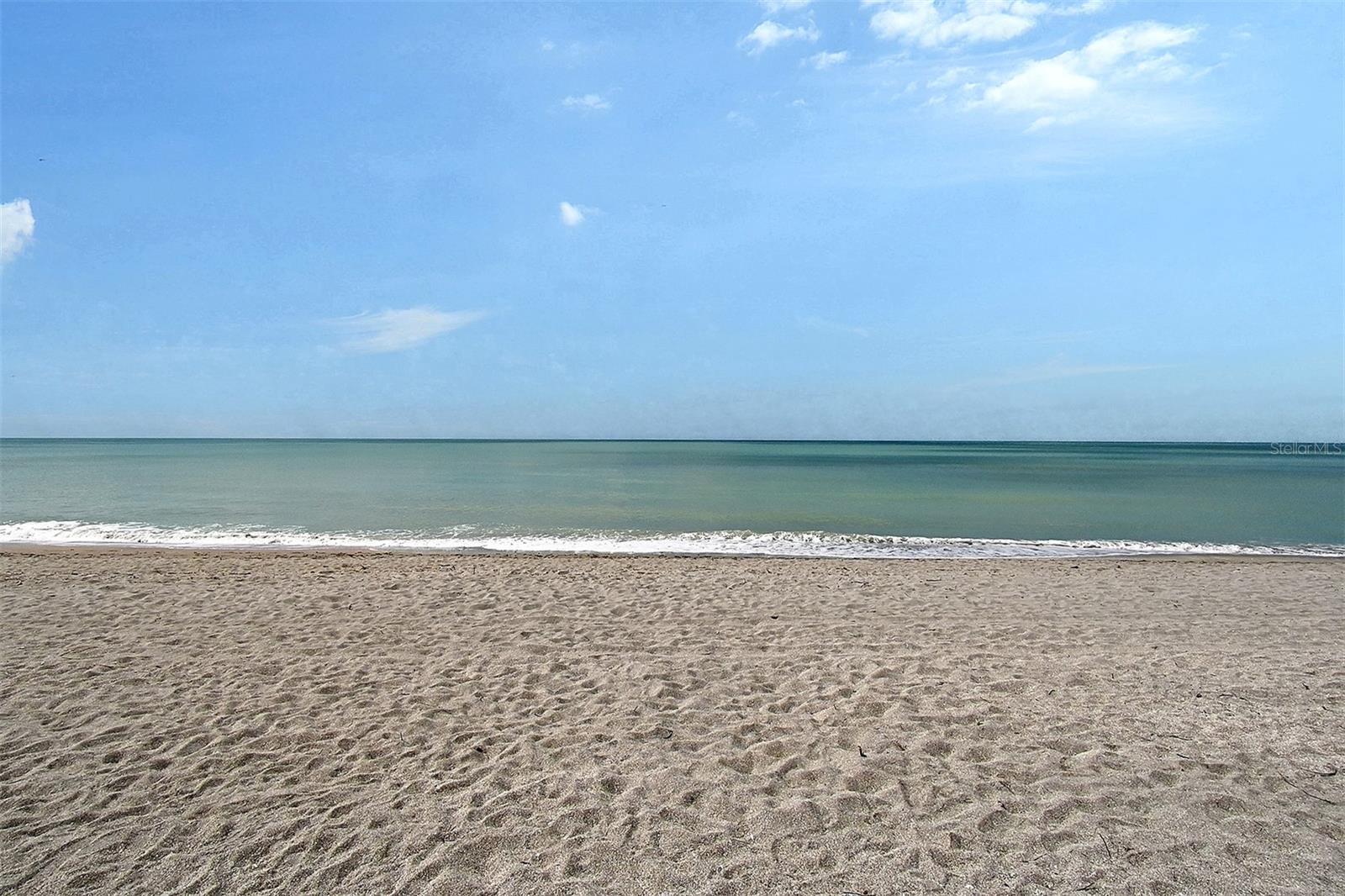 8504 HERON LAGOON CIR — photo 12