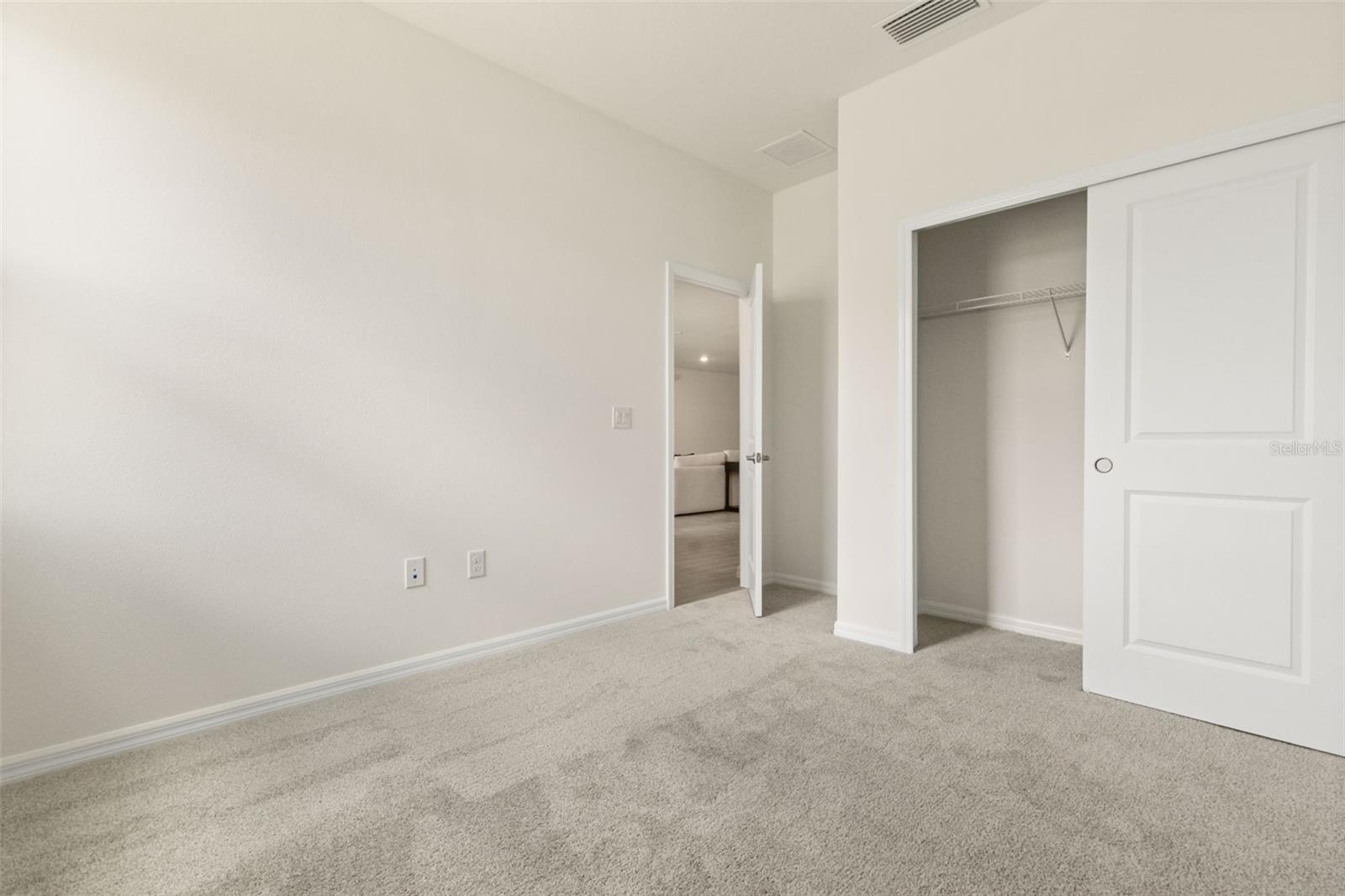 17441 VALLEYWOOD PKWY — photo 34