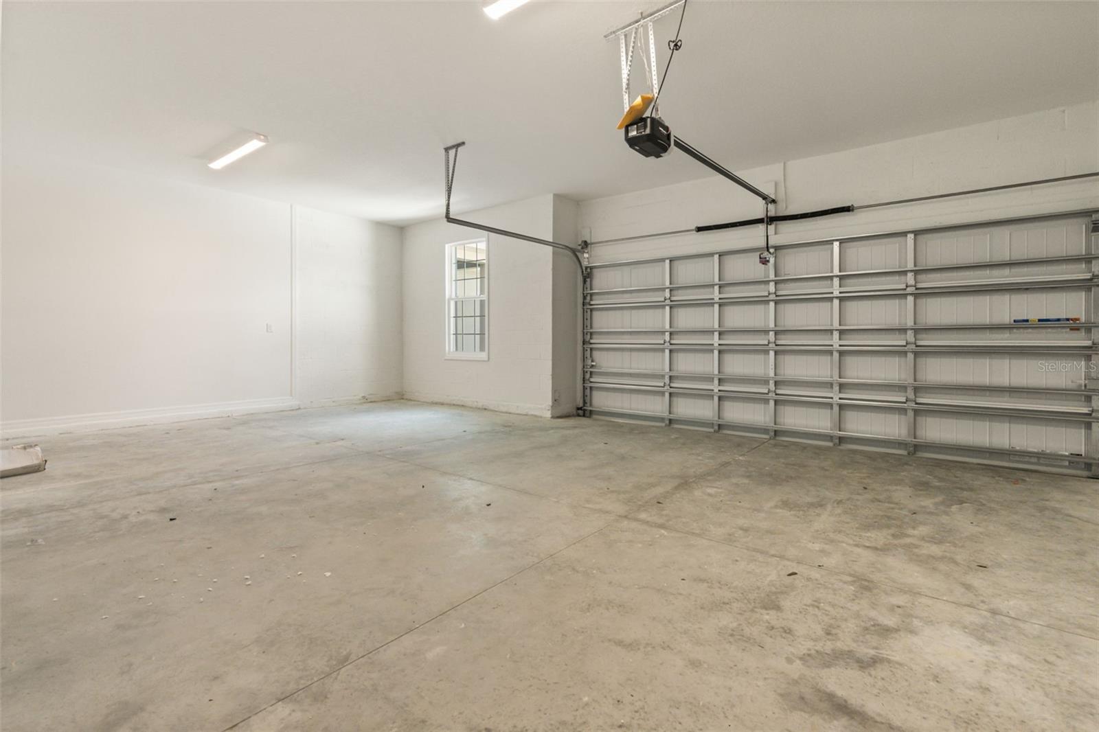 17441 VALLEYWOOD PKWY — photo 35