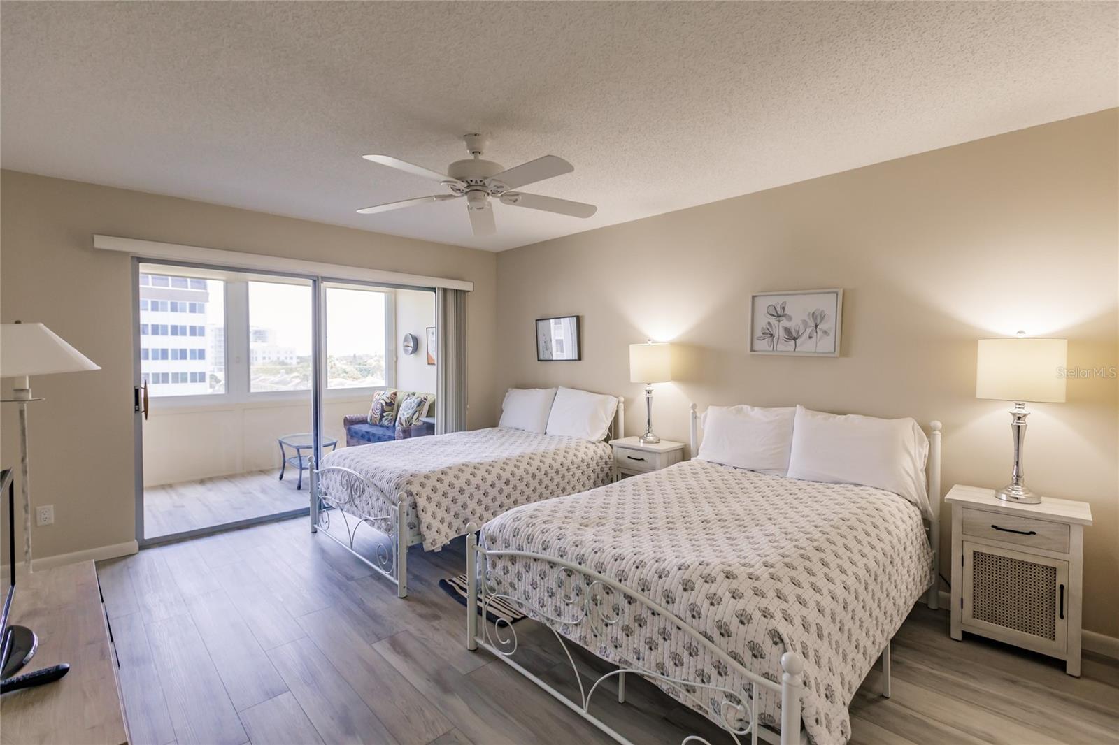 1055 W PEPPERTREE DR #506AA — photo 12
