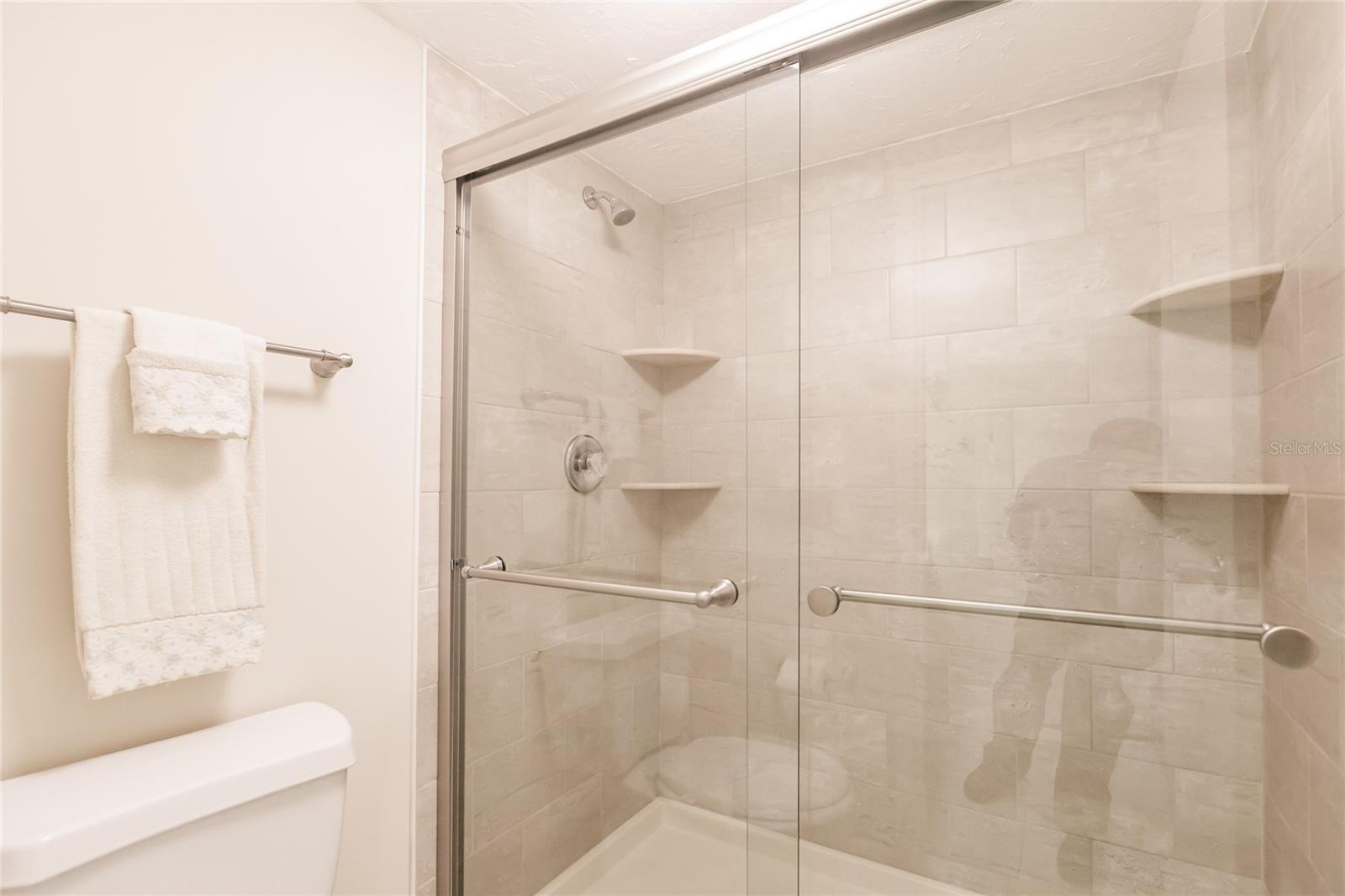 1055 W PEPPERTREE DR #506AA — photo 16