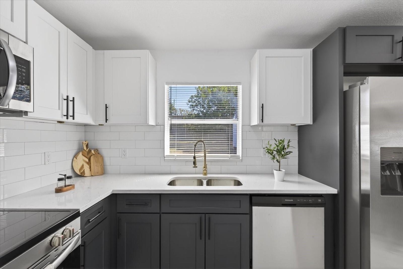 8309 TUPELO DR — photo 11
