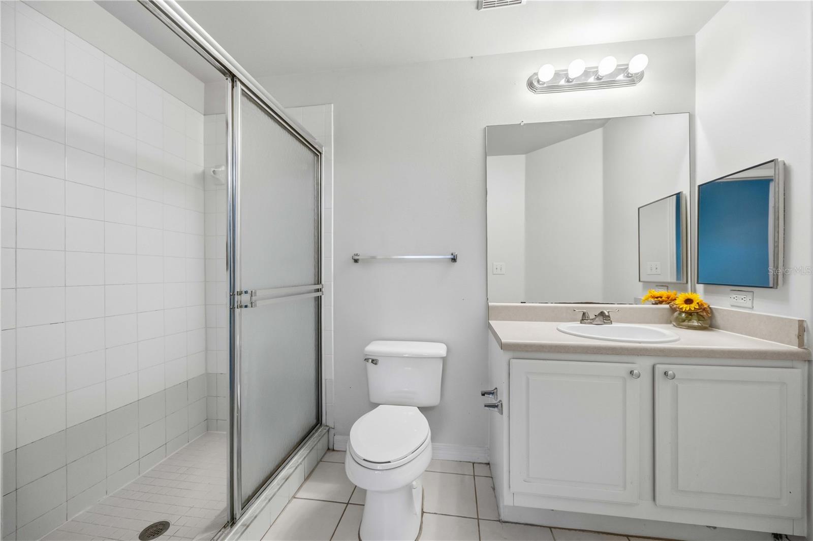 5721 BENTGRASS DR #20-104 — photo 18