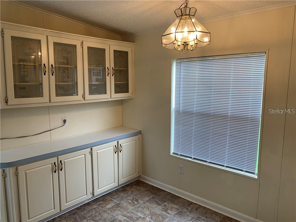 8719 & 8809 LITHIA PINECREST RD — photo 16