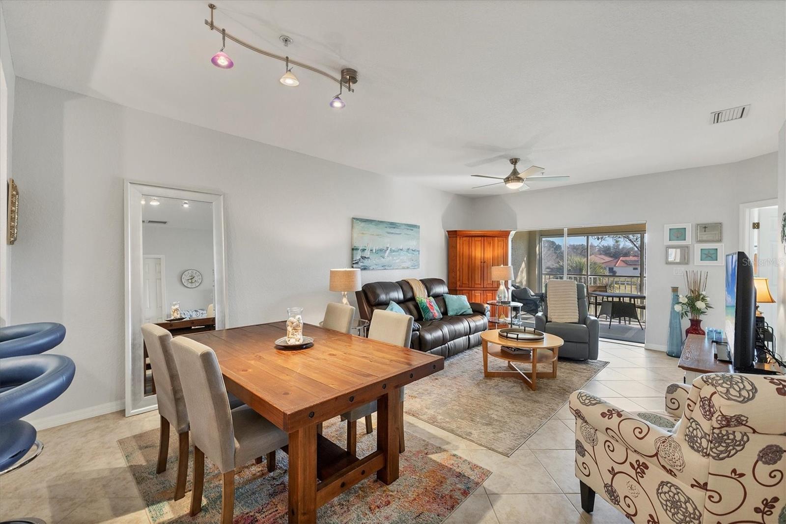 6342 GRAND OAK CIR #204 — photo 21