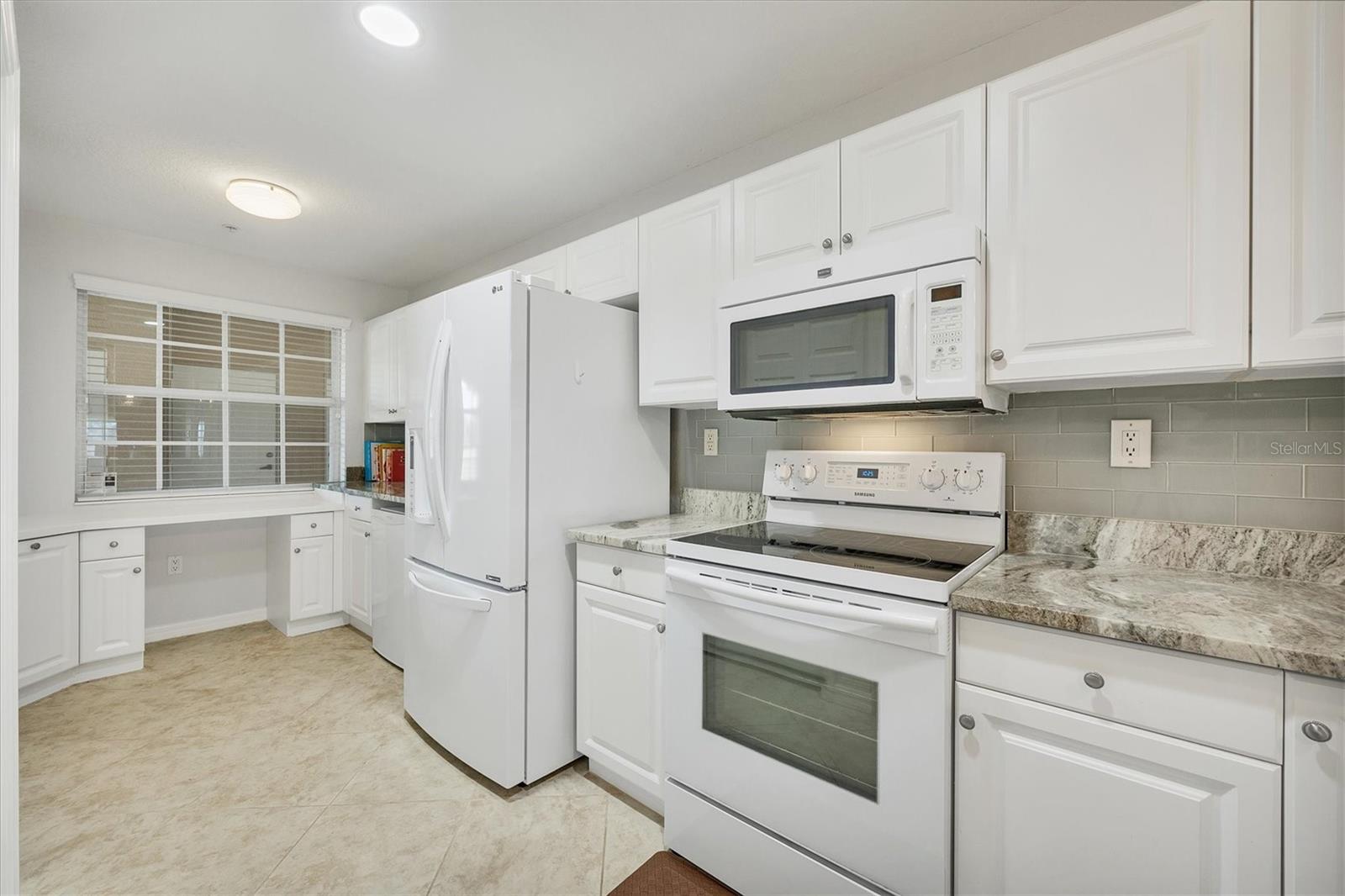 6342 GRAND OAK CIR #204 — photo 16