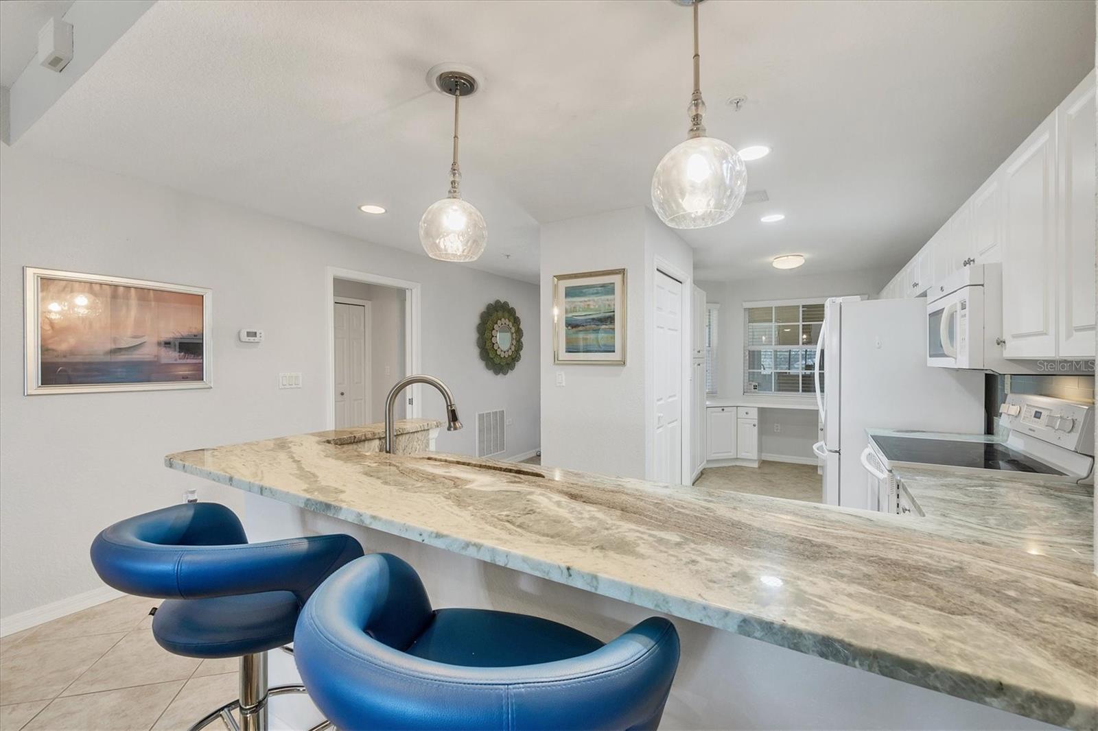 6342 GRAND OAK CIR #204 — photo 17