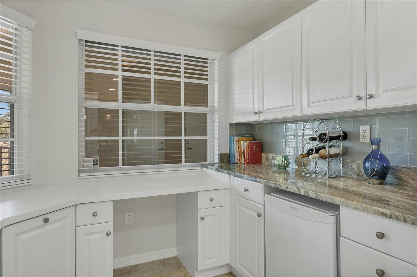 6342 GRAND OAK CIR #204 — photo 20