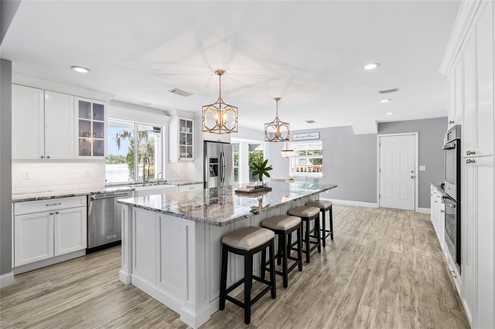 18010 CLEAR LAKE DR — photo 18