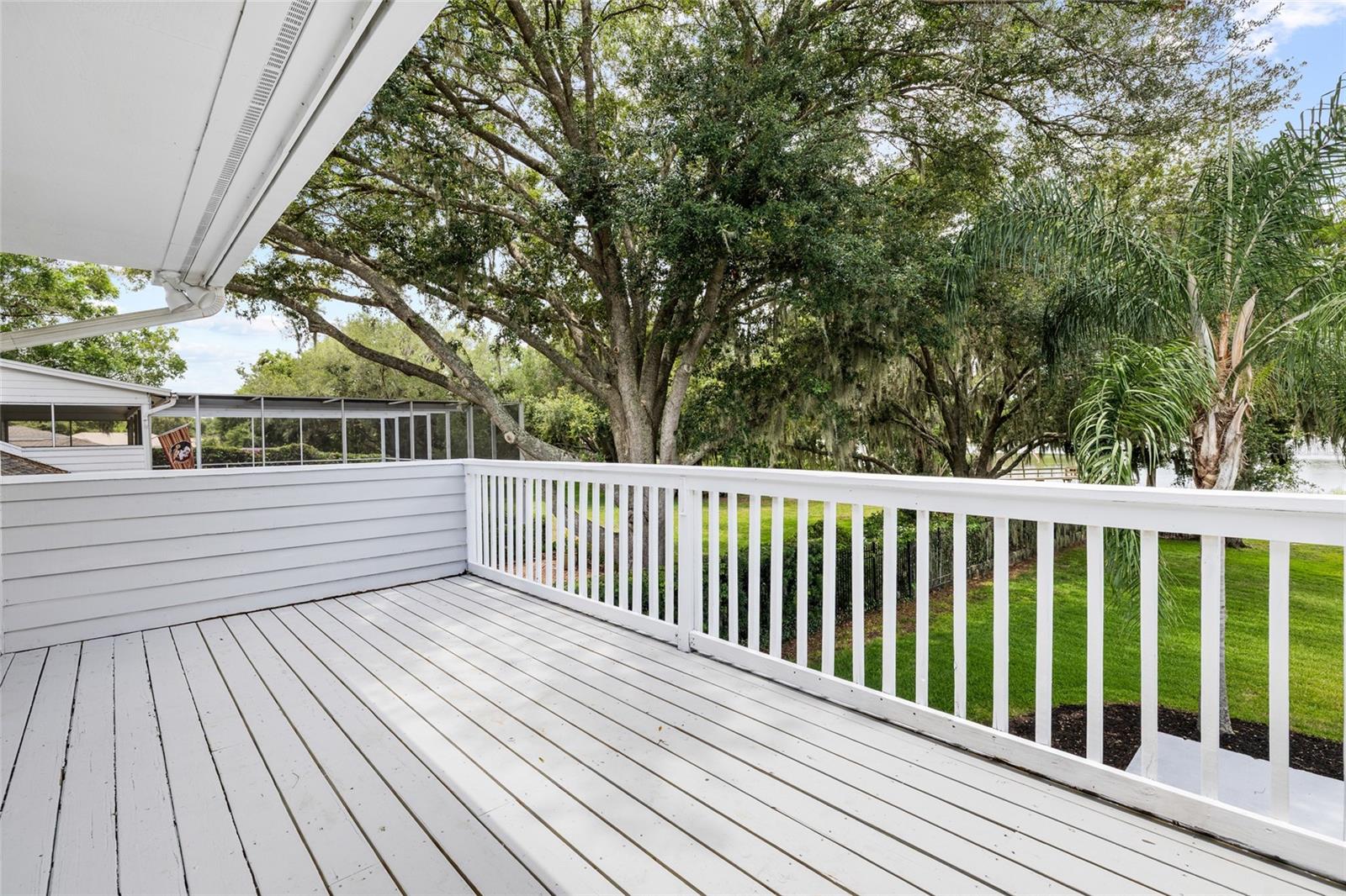 18010 CLEAR LAKE DR — photo 33