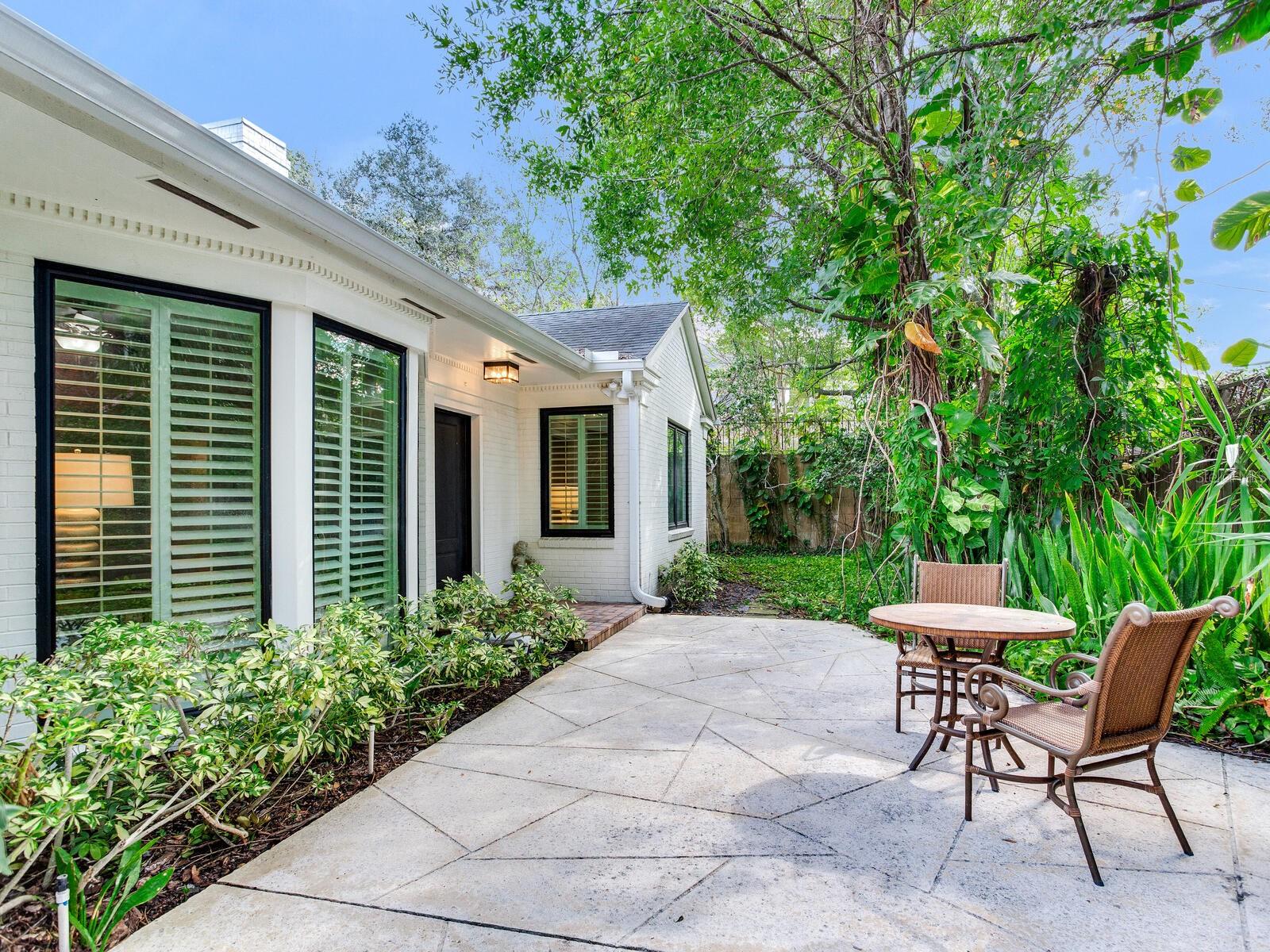 3401 S ALMERIA AVE — photo 42