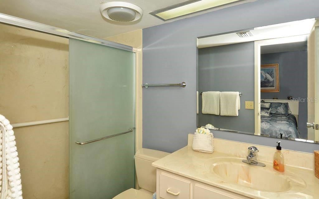 1055 W PEPPERTREE DR #603AA — photo 16