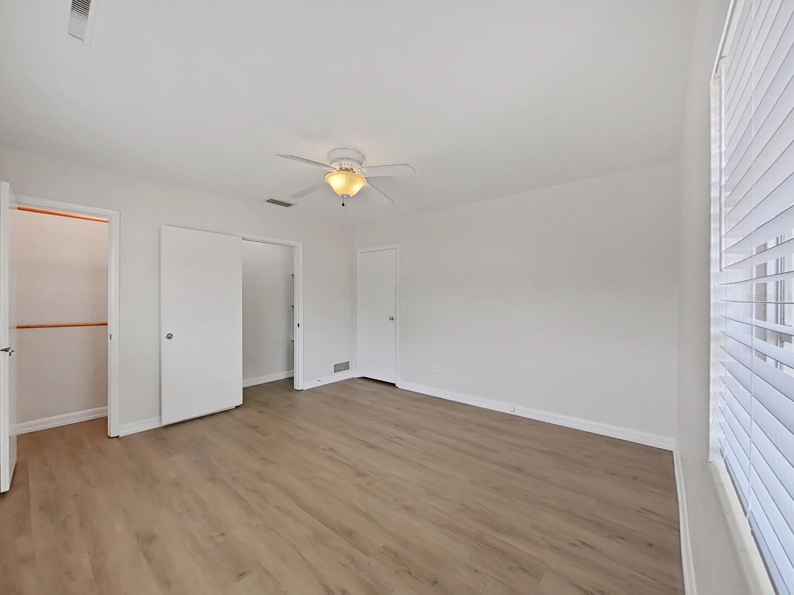 1701 LAURIE LN — photo 15
