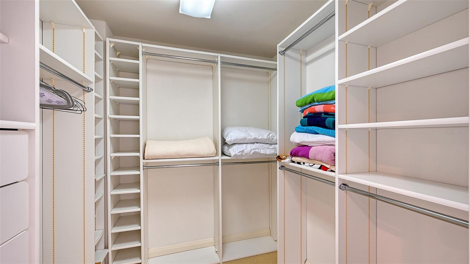 545 SANCTUARY DR #B305 — photo 25