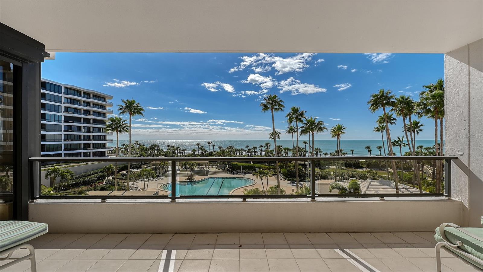 545 SANCTUARY DR #B305 — photo 47