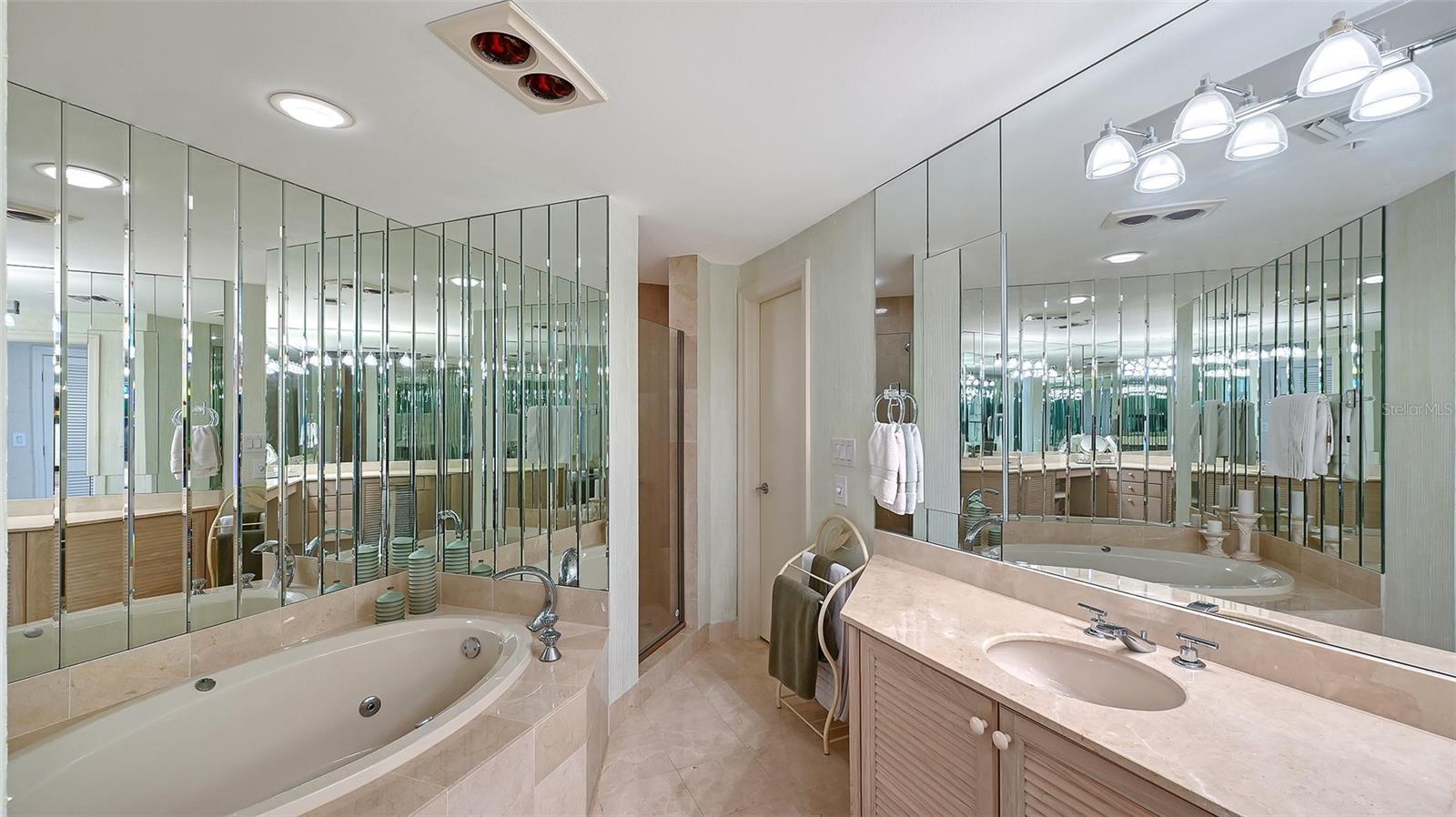 545 SANCTUARY DR #B305 — photo 56