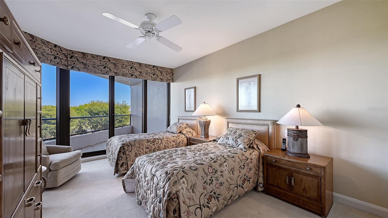 545 SANCTUARY DR #B305 — photo 26