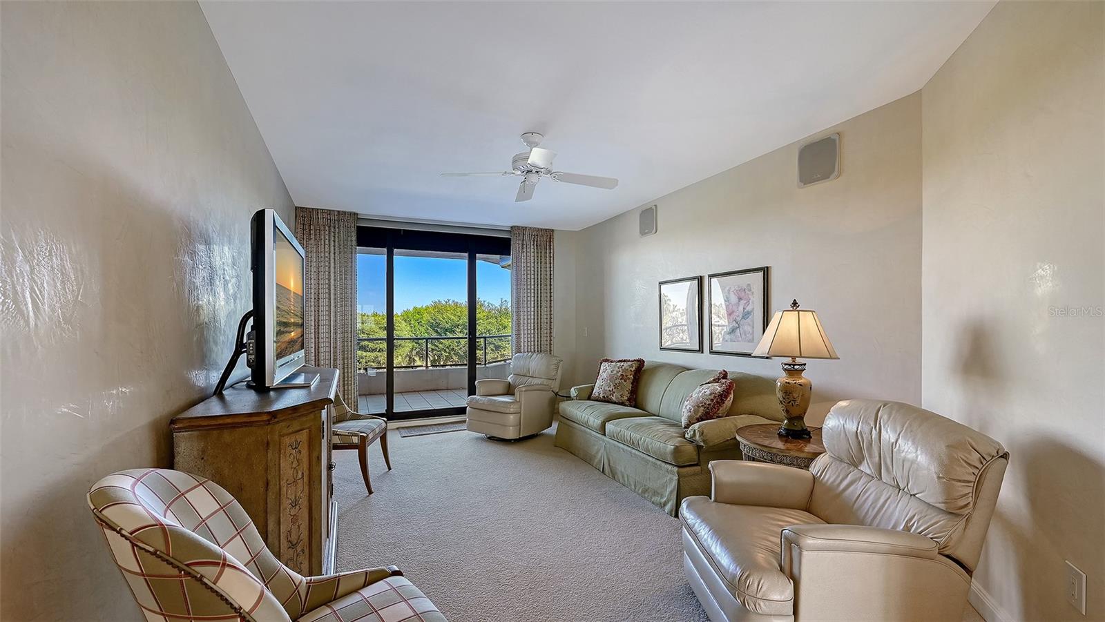 545 SANCTUARY DR #B305 — photo 29