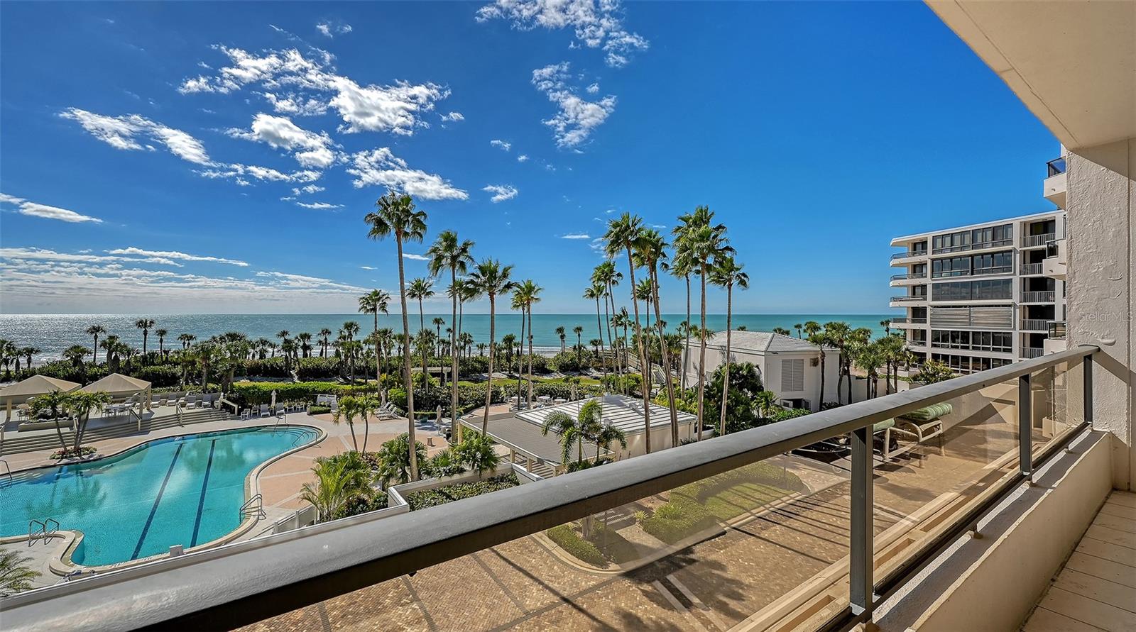 545 SANCTUARY DR #B305 — photo 4