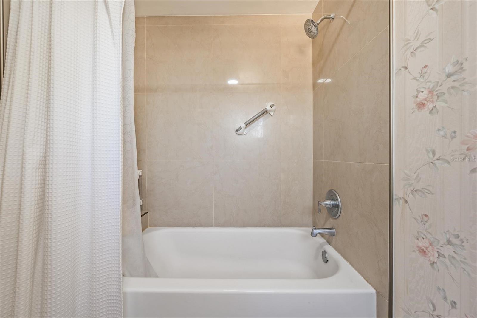 12604 RAIN FOREST ST — photo 27