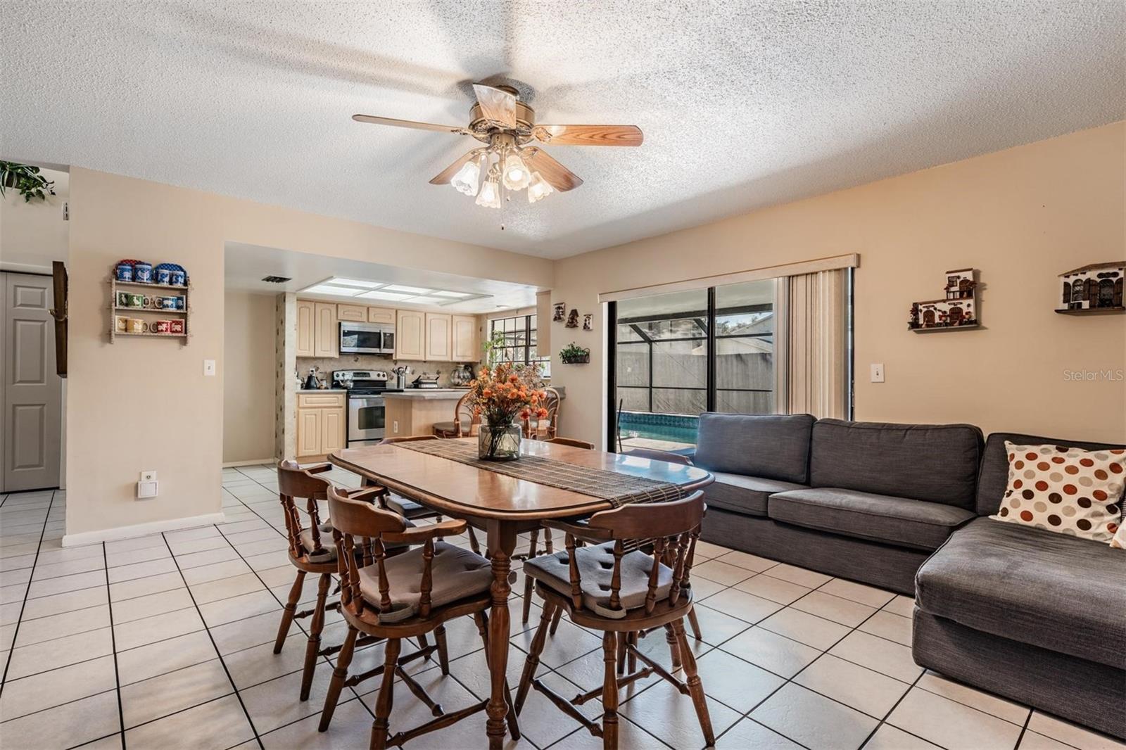 12604 RAIN FOREST ST — photo 18