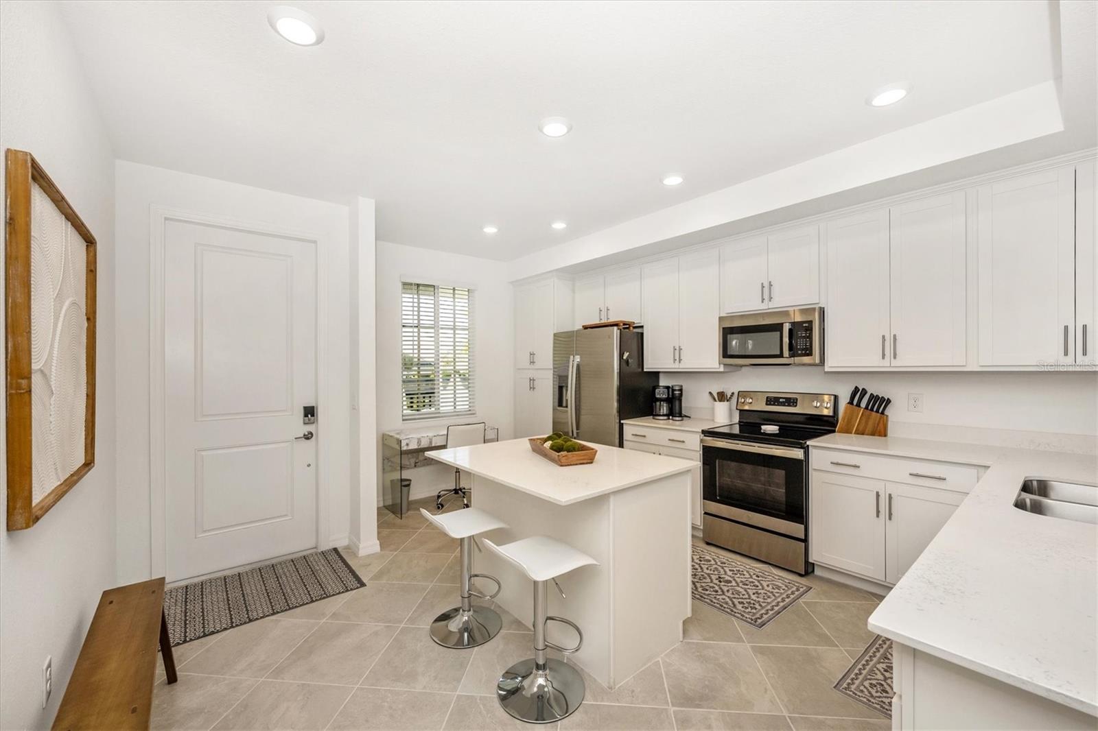 12240 WELLEN GOLF ST #204 — photo 2