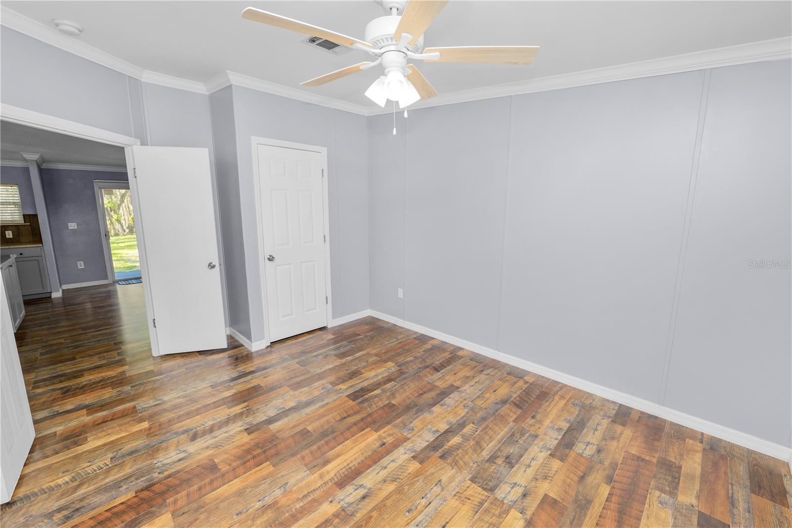 7405 SHOUPE RD — photo 34