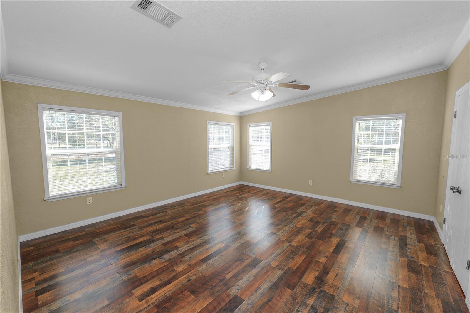 7405 SHOUPE RD — photo 24