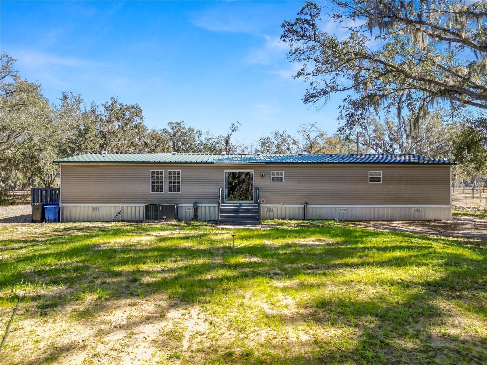 7405 SHOUPE RD — photo 58