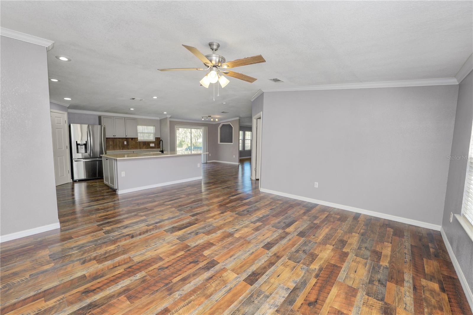 7405 SHOUPE RD — photo 5
